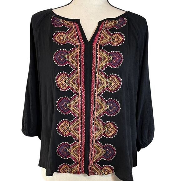 Skies are Blue Long Sleeve Embroidered Detail Blouse - Picture 11 of 12